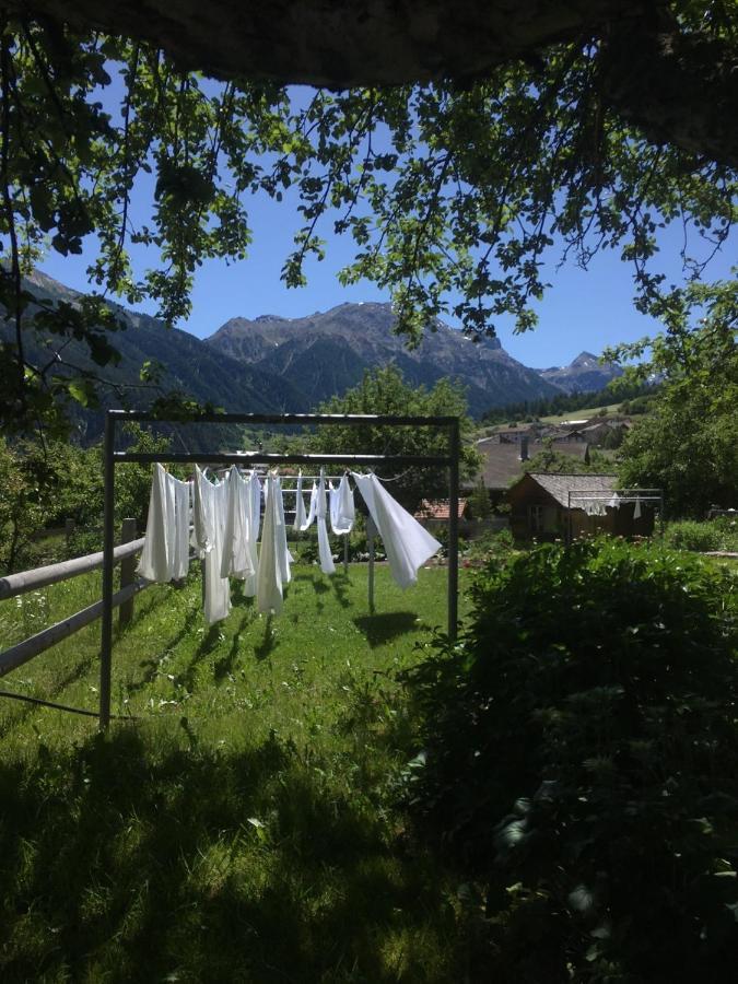Hotel Chasa Chalavaina Müstair